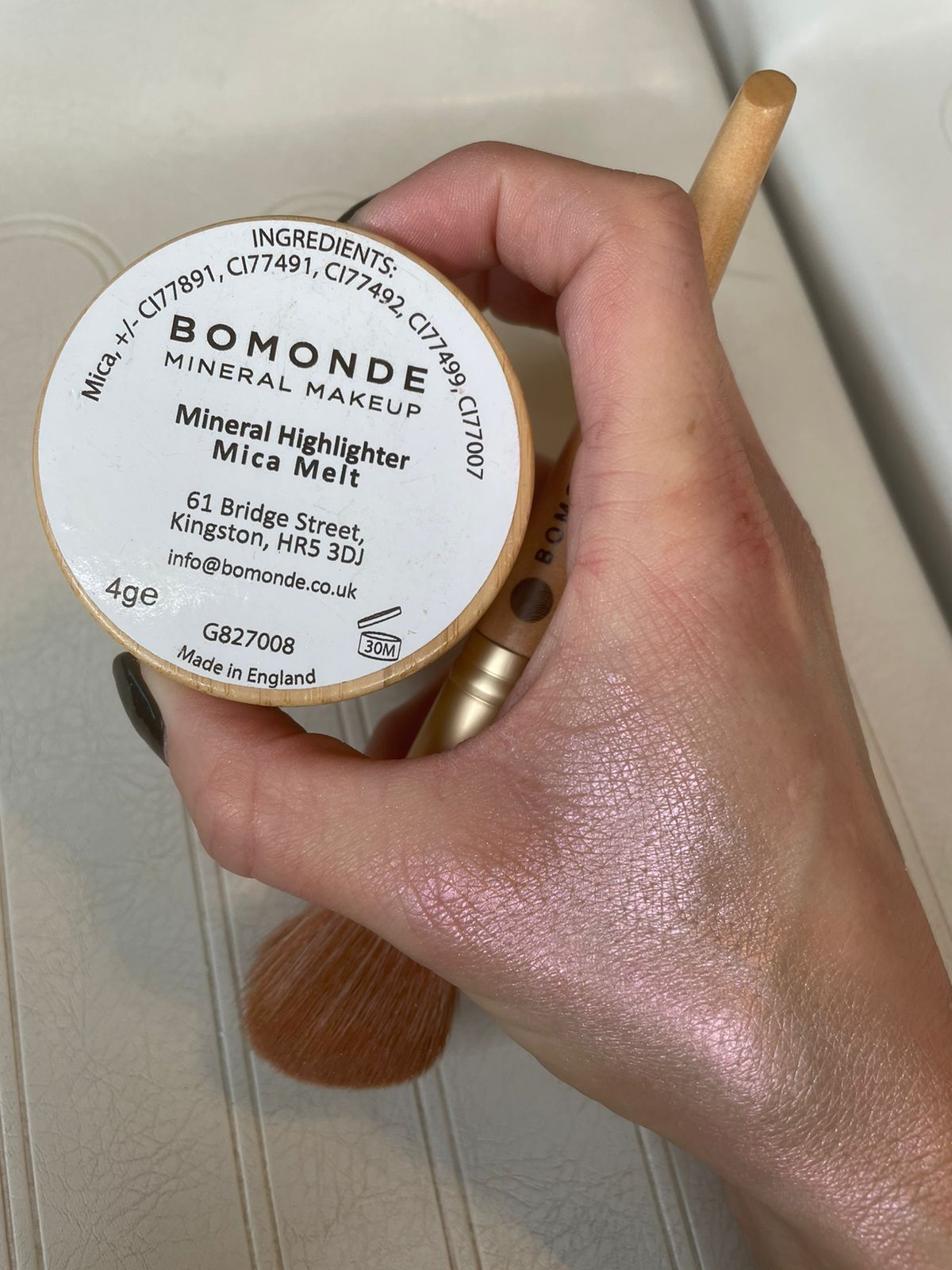 Mineral Highlighter | Clean, Toxin-Free, Vegan Radiance